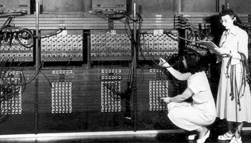 Цікаві факти про інформатику: ENIAC / Photo: https://www.wired.com/2014/11/eniac-unearthed/