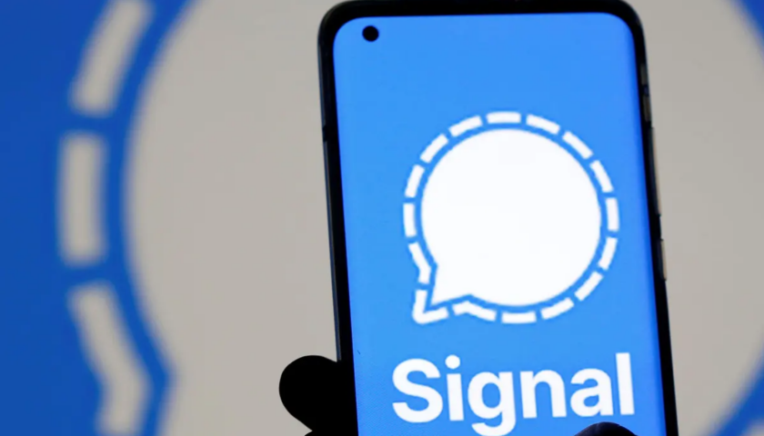 Що таке Signal та як користуватися цим безпечним мессенджером? / Photo:https://www.theguardian.com/world/2021/mar/16/signal-blocked-china-encrypted-messaging-app