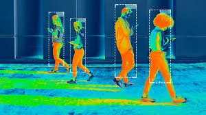 Что такое тепловизор и как он работает / Photo: https://visionify.ai/infrared-thermal-imaging-for-people-detection/
