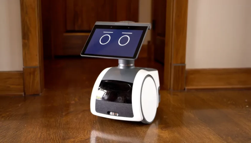 Лучшие персональные роботы - Astro Robot / Photo: https://www.cnet.com/home/smart-home/amazon-astro-review/